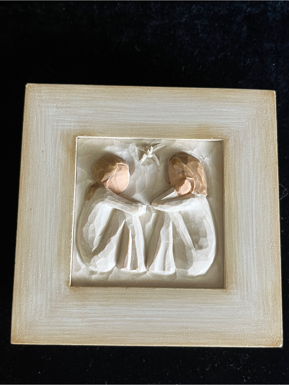 Willow Tree Friendship BOX Forever True; Forever Friends 2005 Susan Lordi
